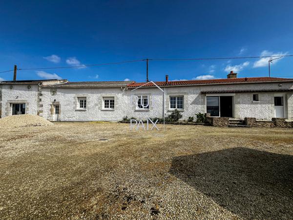 86380 SAINT MARTIN LA PALLU Maison Saint Martin La Pallu 6 pièce(s)