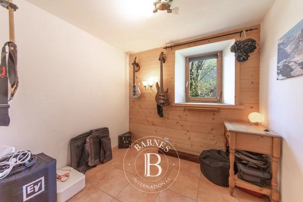 Morzine, Chalet 9 Chambres -  240 m² à vendre