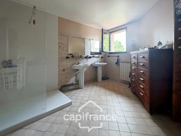 Maison à vendre 8 pièces ALBON (26)