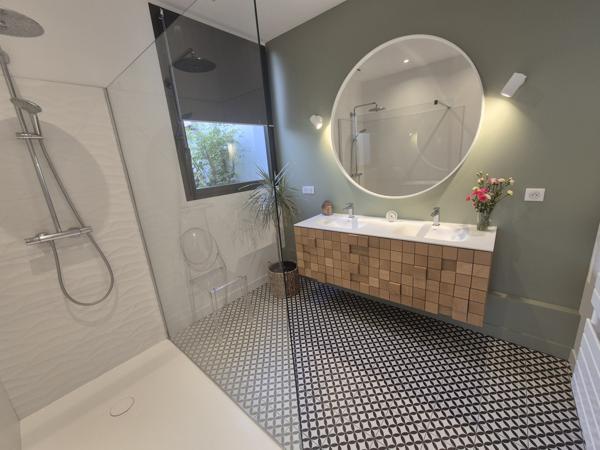 Appartement 3 pièce(s) 2 chambre(s) 77 m²