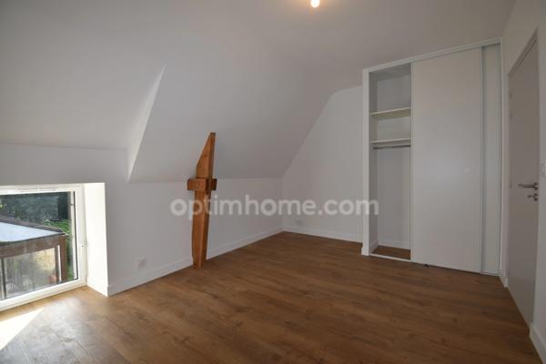 Prix réajusté pour cet exceptionnel ensemble de chaumières Bretonnes.