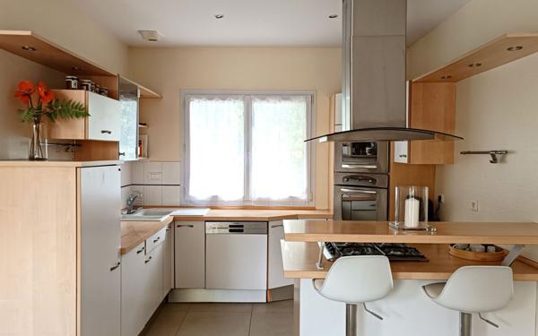 Maison à vendre    5 pièces •  Gradignan