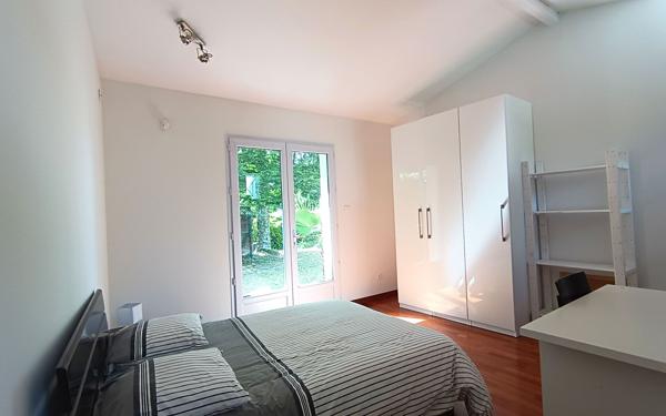 Maison à vendre    5 pièces •  Gradignan