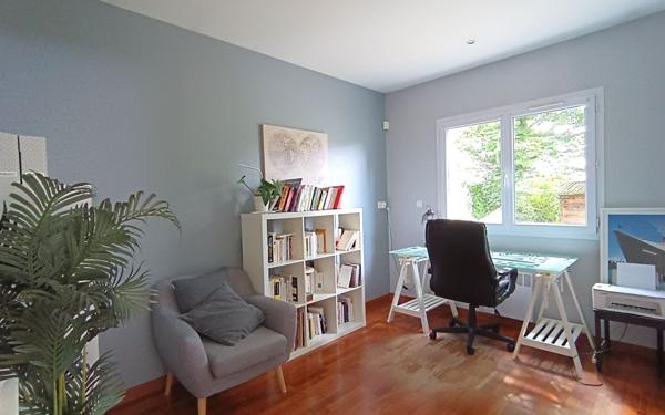 Maison à vendre    5 pièces •  Gradignan