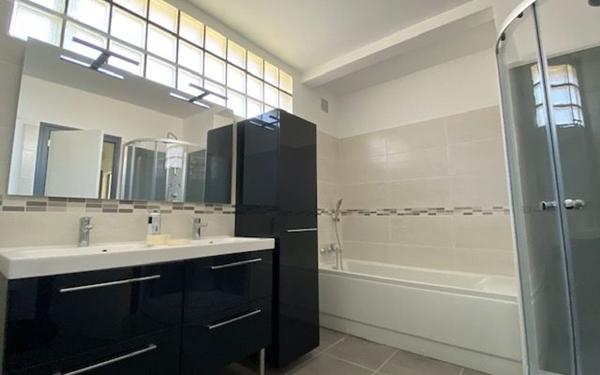 Appartement à louer    5 pièces •  Trélissac