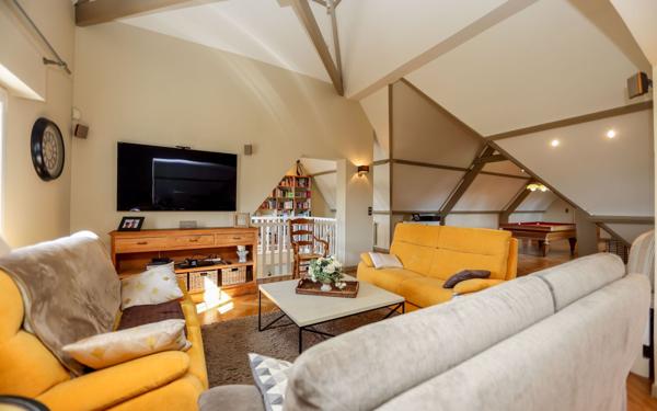 Maison à vendre    7 pièces • 340 m2 Verton