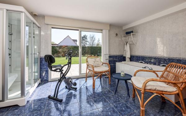 Maison à vendre    7 pièces • 340 m2 Verton