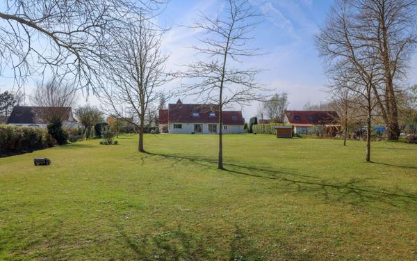 Maison à vendre    7 pièces • 340 m2 Verton