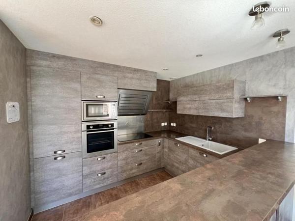 Morestel – Appartement comme une maison avec terrasse (101 m²) - T4 transformé en T3 - 72.97 m²