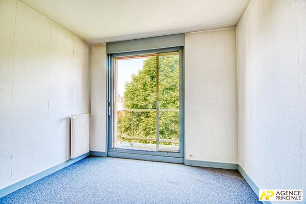 Versailles Rive-Droite Appartement 5 pièces 118 m² 2ème étage avec ascenseur, balcons, cave et parking €734 000 ** - Référence 26525