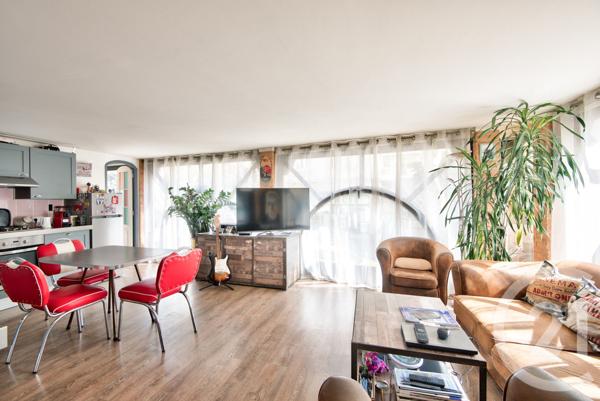 à vendre  141,09 m2 NICE - 06