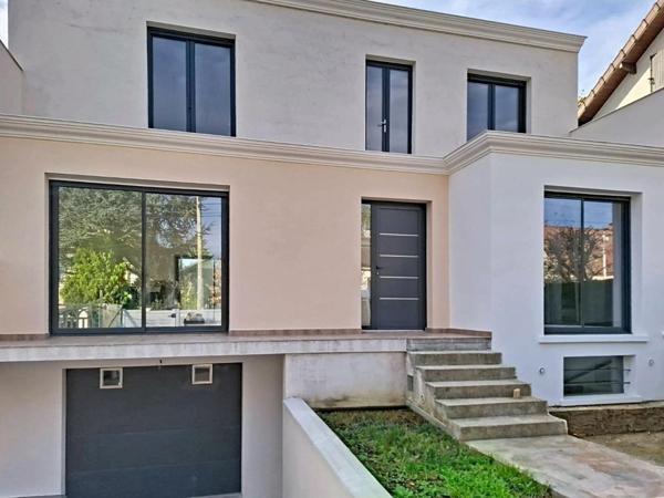 Très beau volume pour cette maison neuve