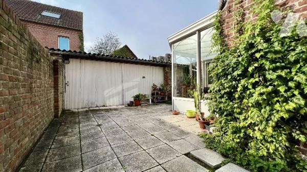 Maison à rafraichir avec jardin