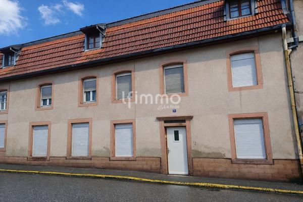 Immeuble comprenant deux logements