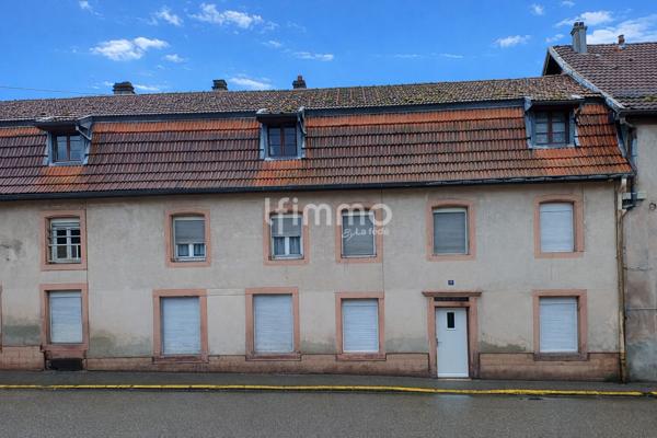 Immeuble comprenant deux logements