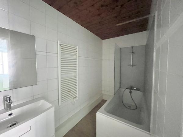 Appartement à louer |  Locquénolé |  2 pièces | 48 m²