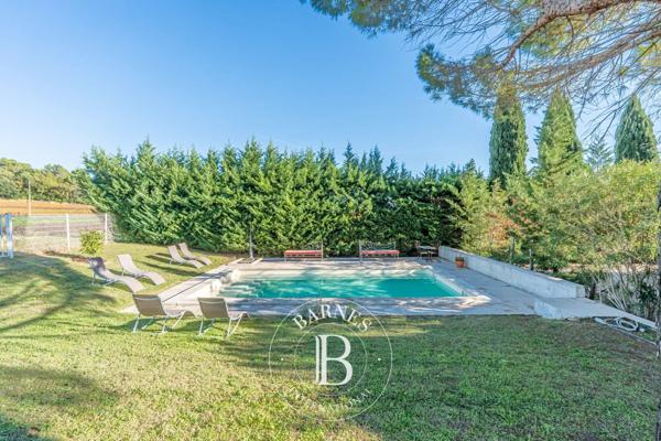 Uzès, Mas 8 Chambres -  360 m² à vendre