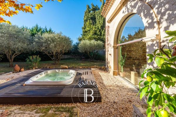 Uzès, Mas 8 Chambres -  360 m² à vendre