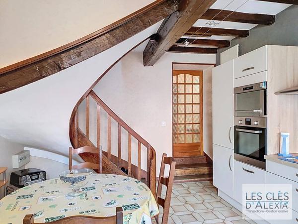 Maison T4- Local Commercial- Garage