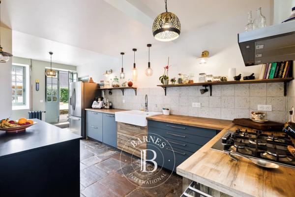 Navarrenx, Maison d'hôtes 8 Chambres -  463 m² à vendre