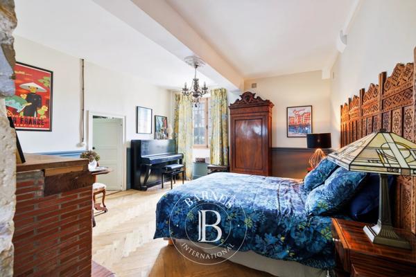 Navarrenx, Maison d'hôtes 8 Chambres -  463 m² à vendre