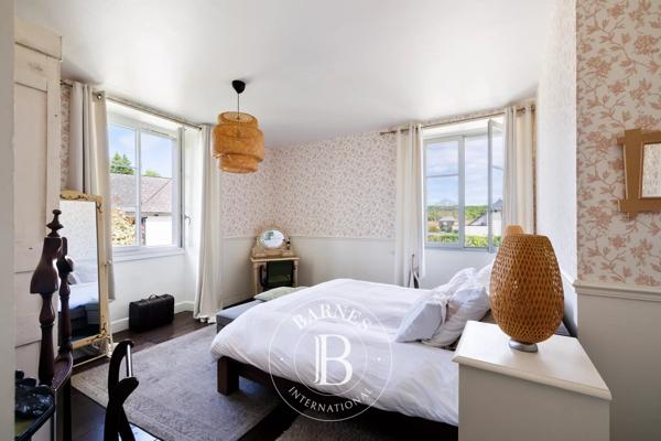 Navarrenx, Maison d'hôtes 8 Chambres -  463 m² à vendre