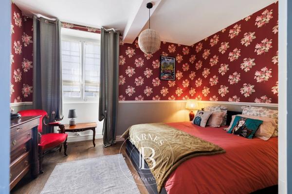 Navarrenx, Maison d'hôtes 8 Chambres -  463 m² à vendre