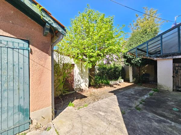 Maison à vendre 16 000 Angouleme 3 pièce(s) 106 m2