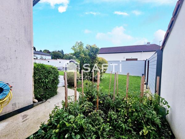 Maison individuelle avec Jardin, Garage et dépendances