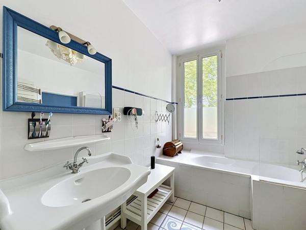 T5 – MAISON MEUBLEE – 4 CHAMBRES – 150M2 – TERRASSE – JARDIN – 69008 – LYON