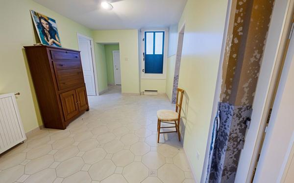 Appartement à vendre    4 pièces • 197 m2 Sainte-Foy-lès-Lyon