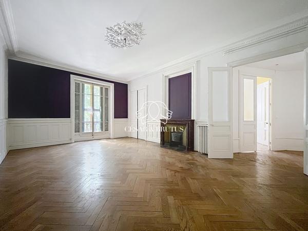 GRAND T5 BD DES BELGES – LYCEE DU PARC