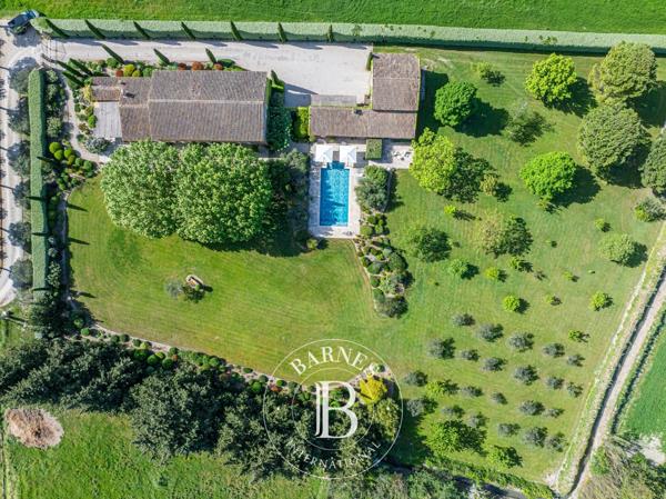 Cheval-Blanc, Maison 5 Chambres -  391 m² à vendre
