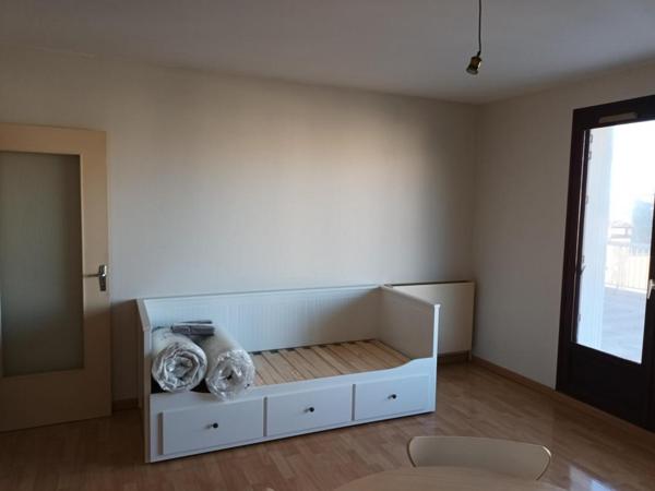 LOCATION T1 SEMI EQUIPE RODEZ SANS FRAIS D' AGENCE