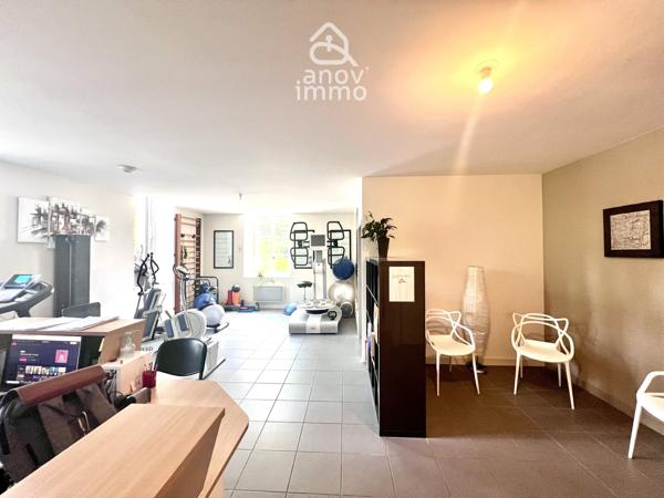 Appartement
                                                                                                                                                                                                                                                                                                                        3 pièce(s)                                                                                                                                                                                                          2 chambre(s)                                                                                                                                                                                                          75  m²