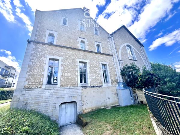 Appartement
                                                                                                                                                                                                                                                                                                                        3 pièce(s)                                                                                                                                                                                                          2 chambre(s)                                                                                                                                                                                                          75  m²