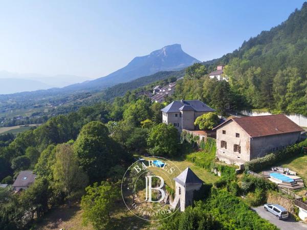 Chambéry, Maison de village 2 Chambres -  98 m² à vendre