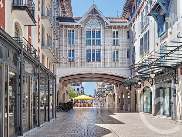 Appartement F4 à vendre  4 pièces - 129,11 m 2   ARCACHON  - 33