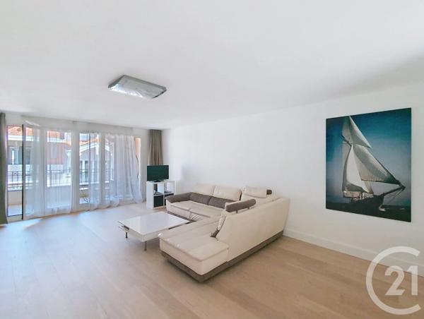 Appartement F4 à vendre  4 pièces - 129,11 m 2   ARCACHON  - 33
