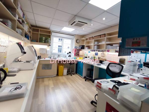 Immeuble à vendre 7 pièces de 181 m²