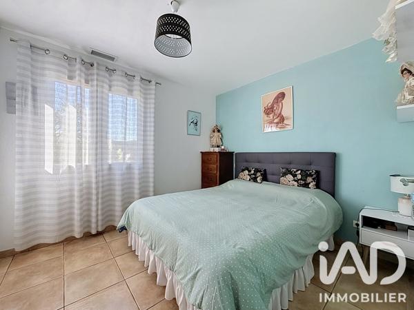 Maison à vendre 4 pièces 90 m² Saint-Julien-les-Rosiers