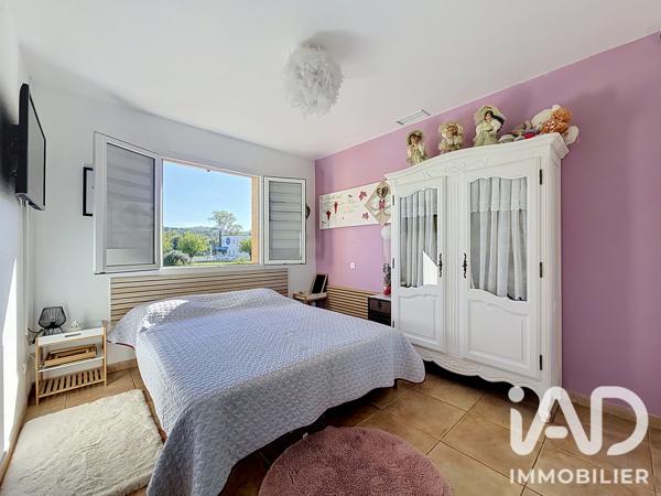 Maison à vendre 4 pièces 90 m² Saint-Julien-les-Rosiers