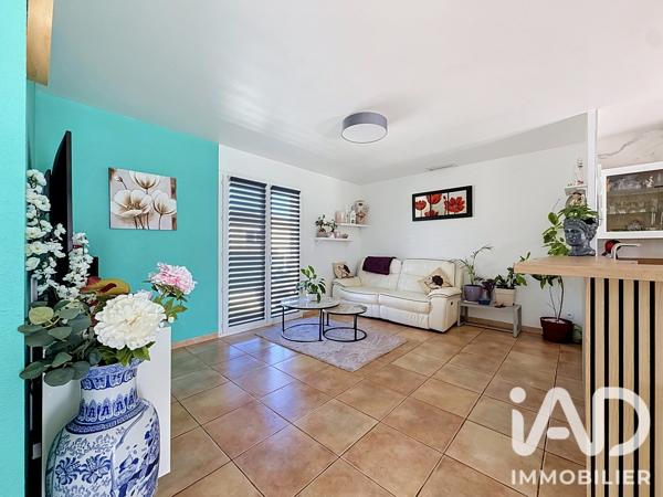 Maison à vendre 4 pièces 90 m² Saint-Julien-les-Rosiers