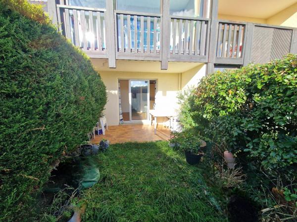 Résidence  mer + piscine, forte demande locative.