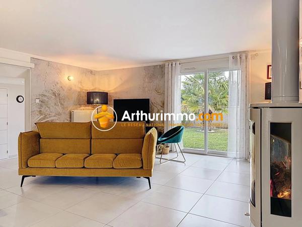 Vente Maison 5 pièces 113 m2 à L'Isle-d'Abeau