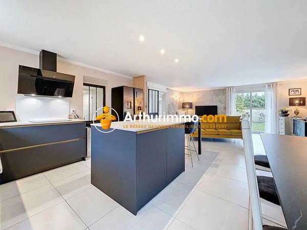 Vente Maison 5 pièces 113 m2 à L'Isle-d'Abeau