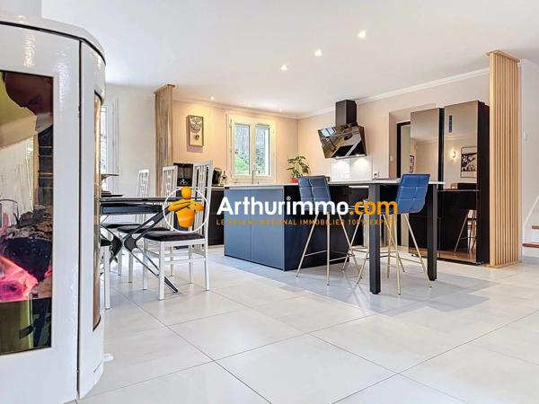 Vente Maison 5 pièces 113 m2 à L'Isle-d'Abeau