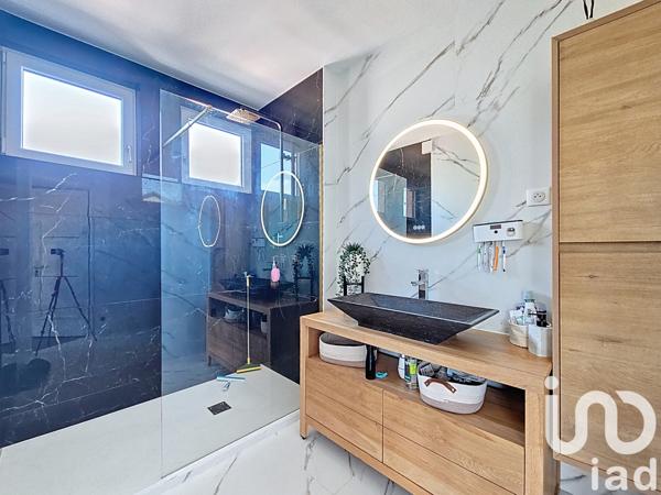 Appartement à vendre 4 pièces 89 m² Cluses