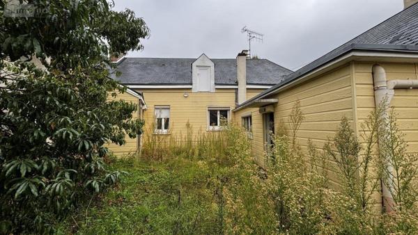 Maison à vendre à La Flèche dans la Sarthe (72200), ref : 49020-472