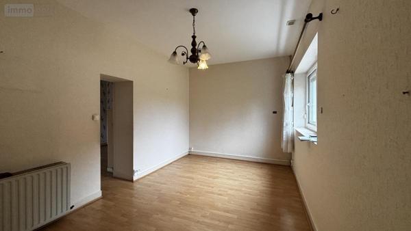 Maison à vendre à La Flèche dans la Sarthe (72200), ref : 49020-472